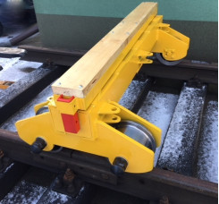 WÓZEK DO TRANSPORTU SZYN I PODKŁADÓW KTR-15 10T NA TOR 1435mm (na kołach stalowych fi-300)