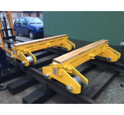 WÓZEK DO TRANSPORTU SZYN I PODKŁADÓW KTR-15 10T NA TOR 1435mm (na kołach stalowych fi-300)