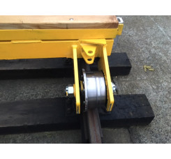 WÓZEK DO TRANSPORTU SZYN I PODKŁADÓW KTR-15 10T NA TOR 1435mm (na kołach stalowych fi-300)