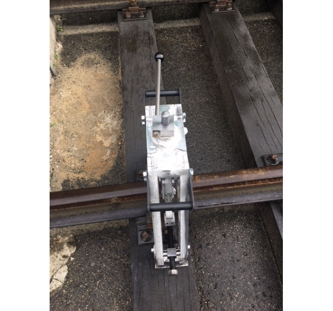 STOJAK DO SPAWANIA SZYN