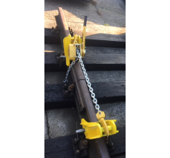 CHWYTAK DO ZSUWANIA SZYN 2T