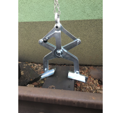 CHWYTAK DO PODKŁADÓW DREWNIANYCH