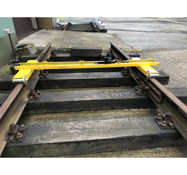 WÓZEK CZTEROKOŁOWY DO ZAKRĘTARKI ROBEL (na kołach aluminiowych izolowanych)