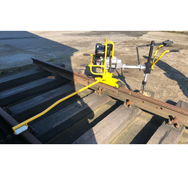 WIERTARKA DO PODKŁADÓW DREWNIANYCH WP-2 Z WÓZKIEM TRÓJKOŁOWYM