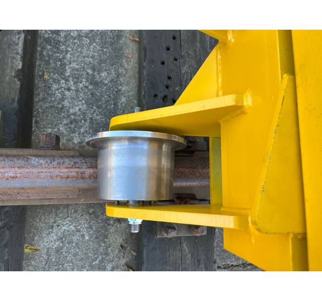 WÓZEK DO TRANSPORTU SZYN I PODKŁADÓW KTR-10 5T NA TOR 1435 mm  (na kołach stalowych fi-220)